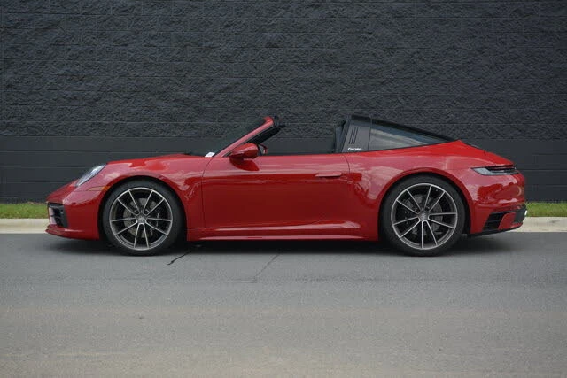 2022 Porsche 992 Targa 4 & 4S - Image 2 of 31