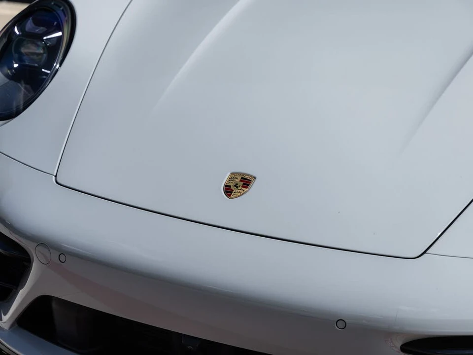 2022 Porsche 992 Targa 4 & 4S - Image 19 of 31