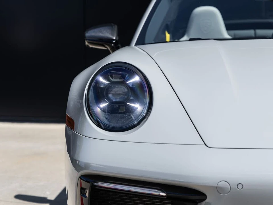 2022 Porsche 992 Targa 4 & 4S - Image 21 of 31