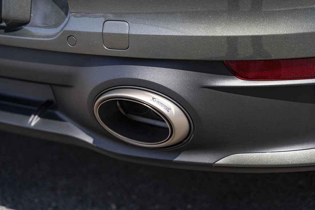 2022 Porsche 992 Targa 4 & 4S - Image 27 of 31