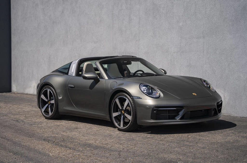 2022 Porsche 992 Targa 4 & 4S - Image 6 of 31