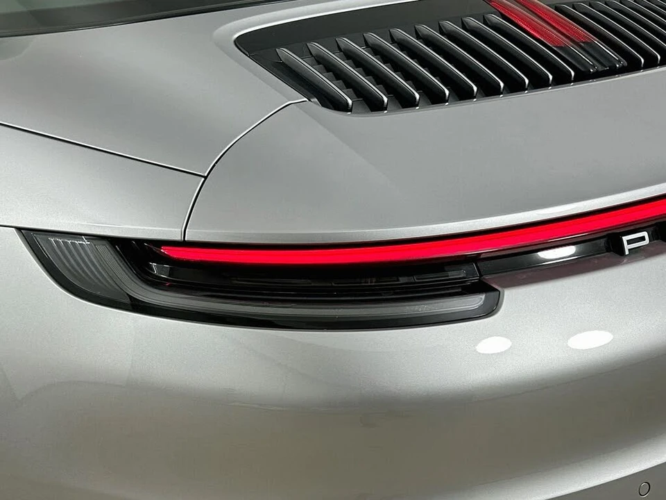 2022 Porsche 992 Targa 4 & 4S - Image 12 of 31