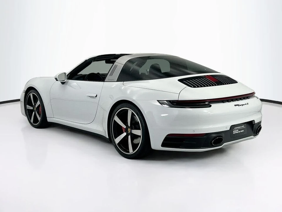 2022 Porsche 992 Targa 4 & 4S - Image 3 of 6