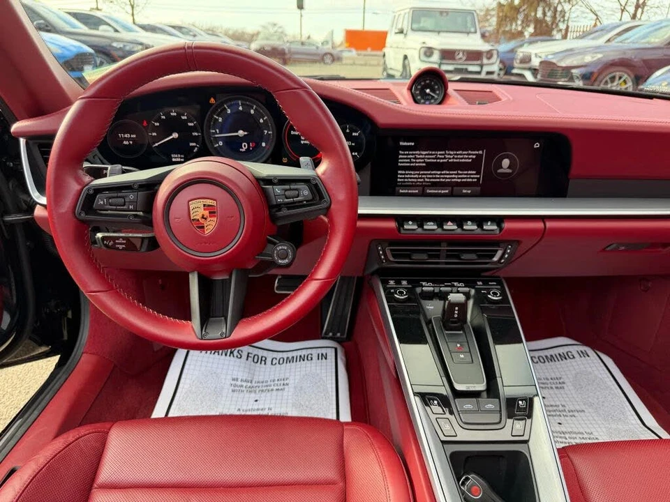 2022 Porsche 992 Targa 4 & 4S - Image 20 of 31