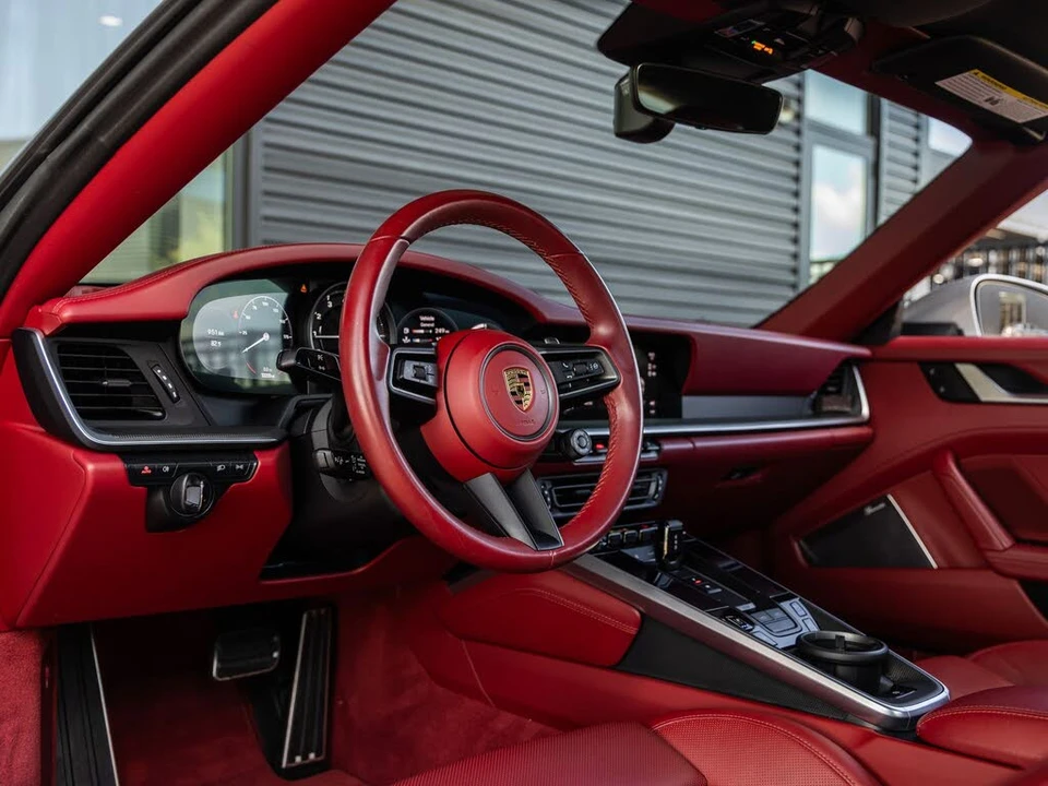 2022 Porsche 992 Targa 4 & 4S - Image 4 of 31