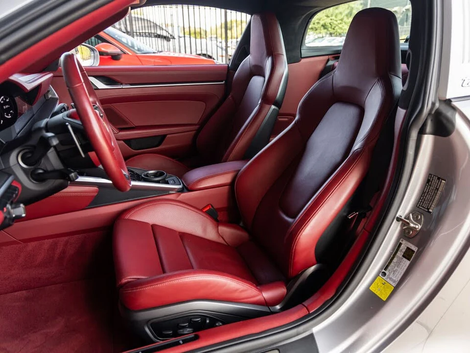 2022 Porsche 992 Targa 4 & 4S - Image 5 of 31