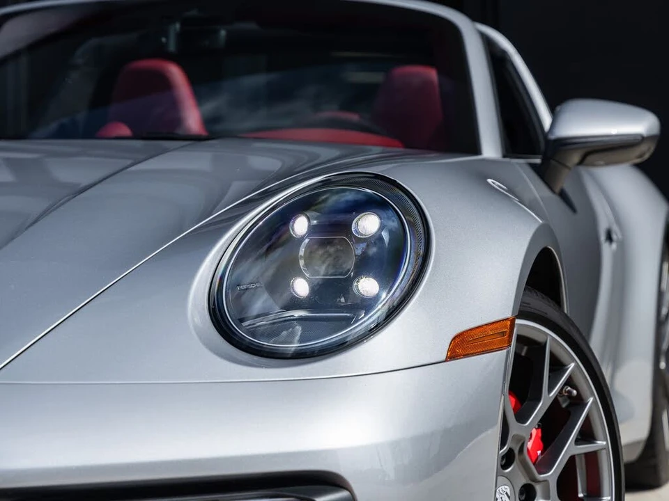 2022 Porsche 992 Targa 4 & 4S - Image 20 of 31