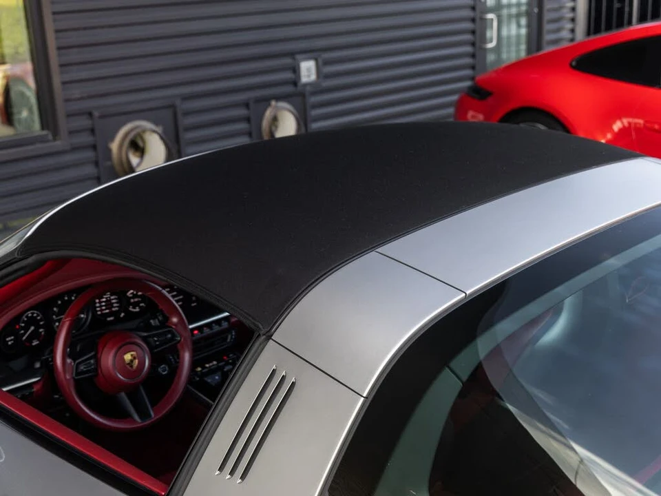 2022 Porsche 992 Targa 4 & 4S - Image 26 of 31