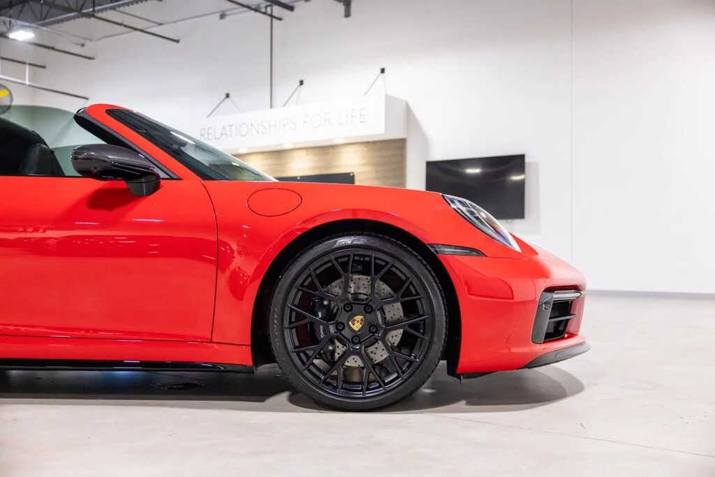 2022 Porsche 992 Targa 4 & 4S - Image 24 of 31