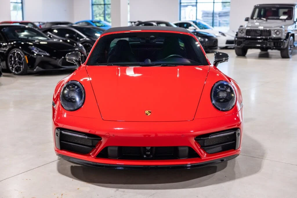 2022 Porsche 992 Targa 4 & 4S - Image 11 of 31