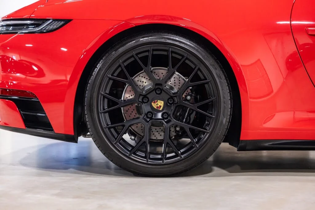 2022 Porsche 992 Targa 4 & 4S - Image 27 of 31