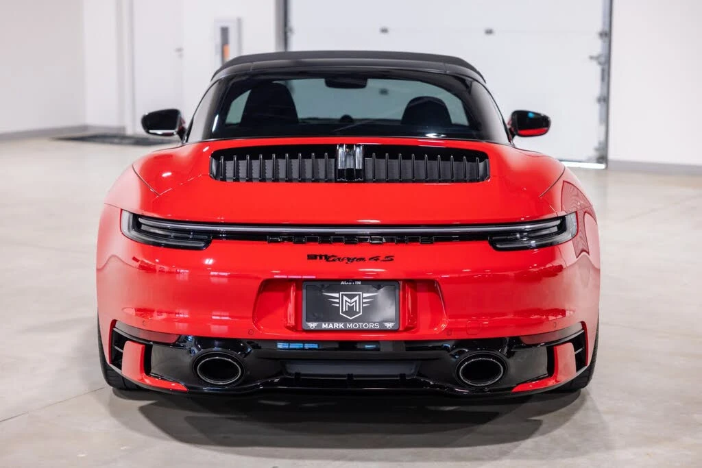 2022 Porsche 992 Targa 4 & 4S - Image 8 of 31