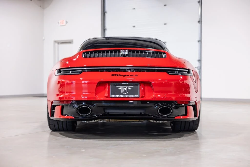 2022 Porsche 992 Targa 4 & 4S - Image 5 of 31