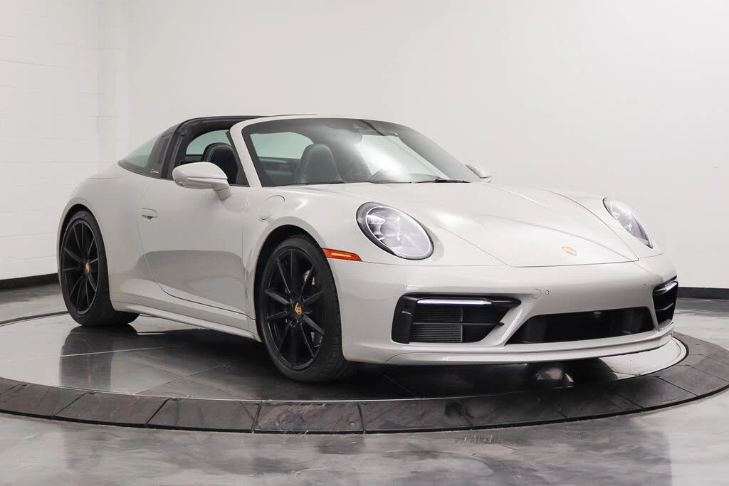 2022 Porsche 992 Targa 4 & 4S - Image 15 of 31