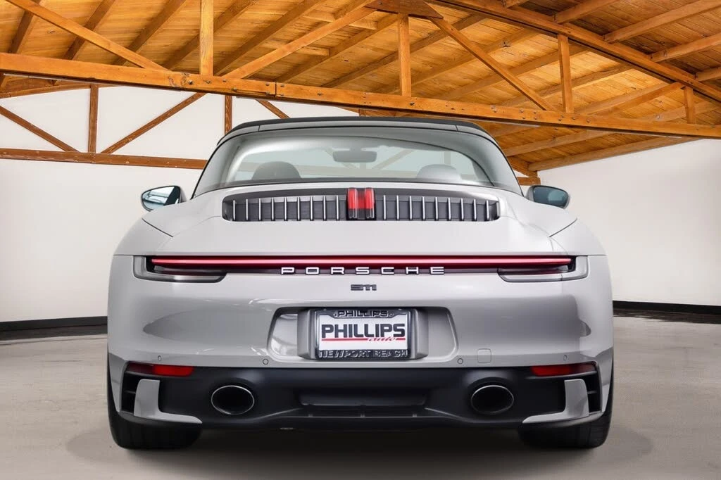 2022 Porsche 992 Targa 4 & 4S - Image 5 of 31