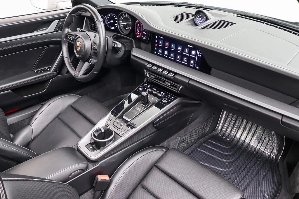 2022 Porsche 992 Targa 4 & 4S - Image 27 of 31