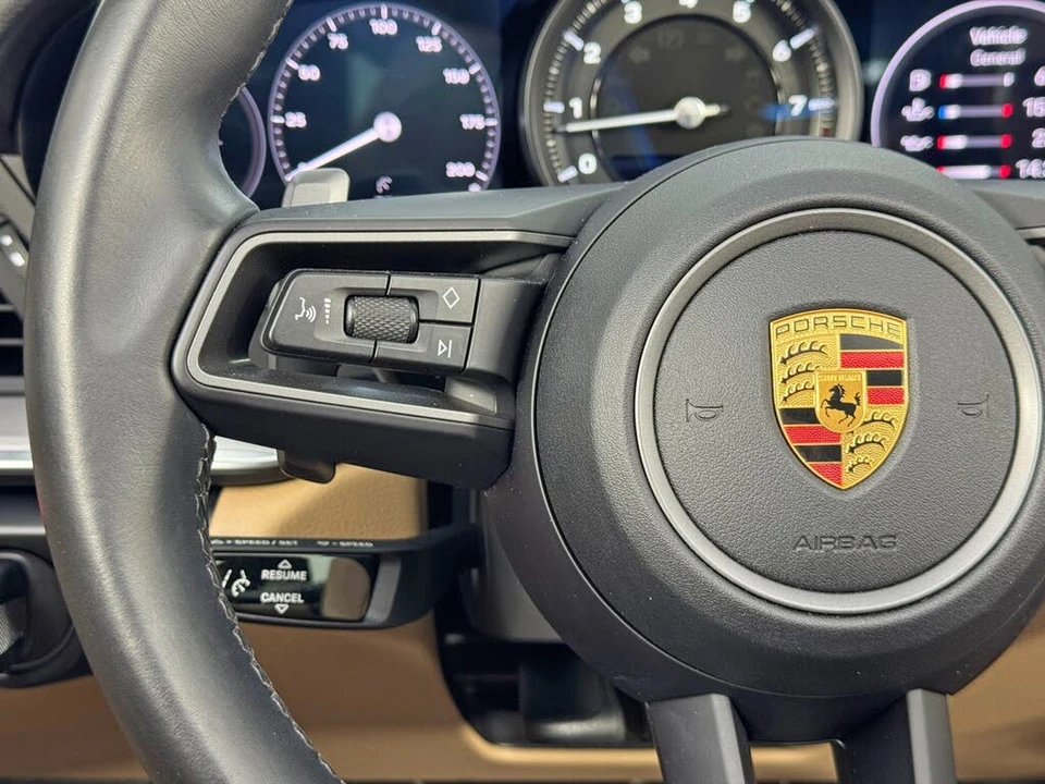 2022 Porsche 992 Targa 4 & 4S - Image 21 of 31