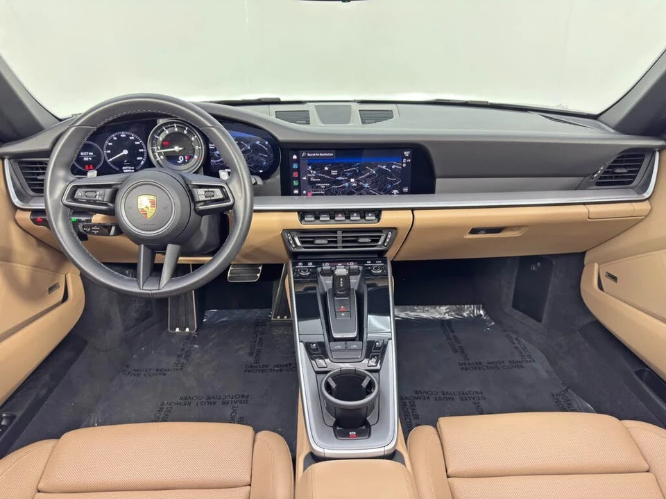 2022 Porsche 992 Targa 4 & 4S - Image 11 of 31