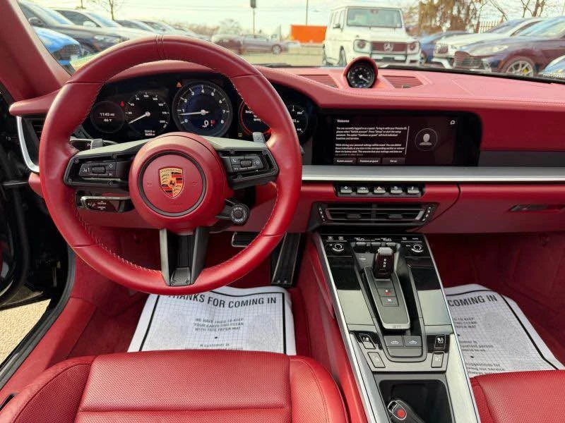 2022 Porsche 992 Targa 4 & 4S - Image 10 of 14