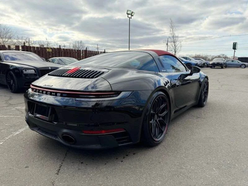 2022 Porsche 992 Targa 4 & 4S - Image 5 of 14