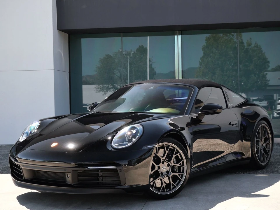 2022 Porsche 992 Targa 4 & 4S - Image 3 of 25