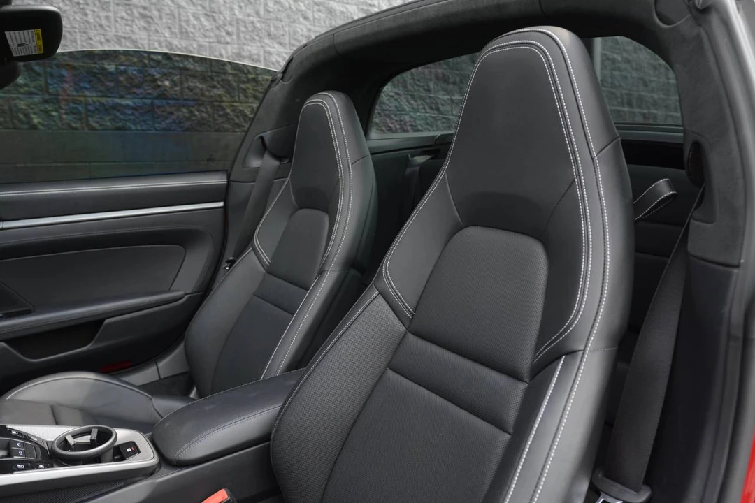 2022 Porsche 992 Targa 4 & 4S - Image 5 of 5