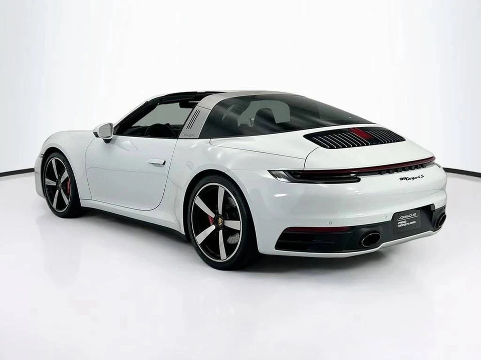 2022 Porsche 992 Targa 4 & 4S - Image 3 of 5