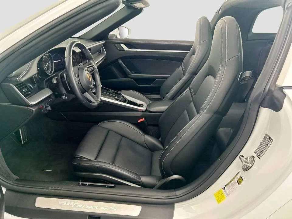 2022 Porsche 992 Targa 4 & 4S - Image 5 of 5