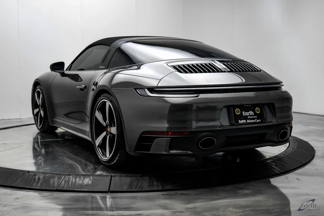 2022 Porsche 992 Targa 4 & 4S - Image 12 of 12