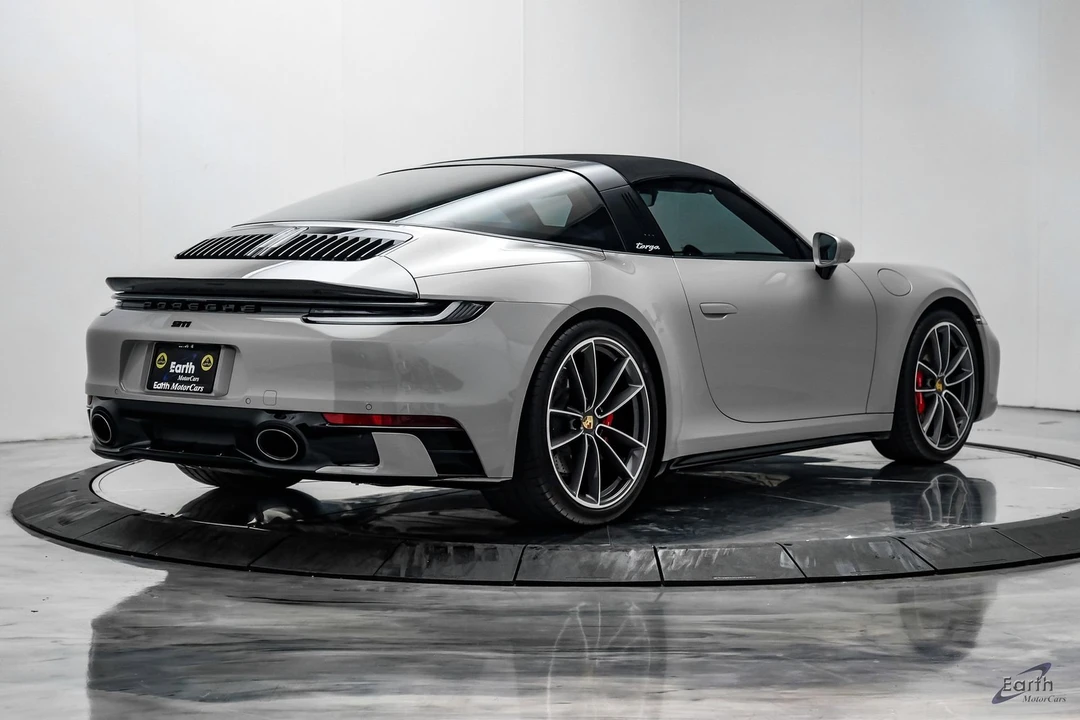 2022 Porsche 992 Targa 4 & 4S - Image 20 of 31