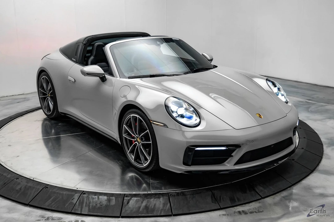 2022 Porsche 992 Targa 4 & 4S - Image 31 of 31