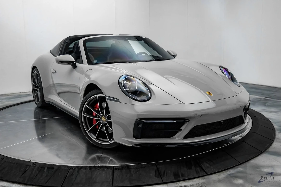 2022 Porsche 992 Targa 4 & 4S - Image 30 of 31
