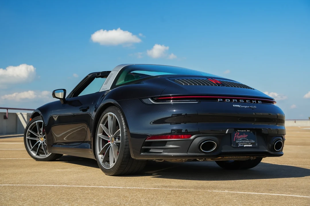 2022 Porsche 992 Targa 4 & 4S - Image 3 of 31