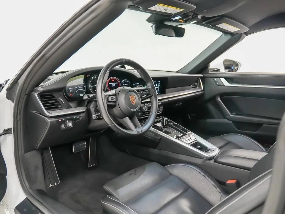 2022 Porsche 992 Targa 4 & 4S - Image 4 of 4