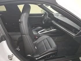 2022 Porsche 992 Targa 4 & 4S - Image 2 of 4