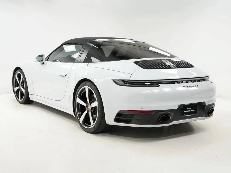 2022 Porsche 992 Targa 4 & 4S - Image 3 of 4