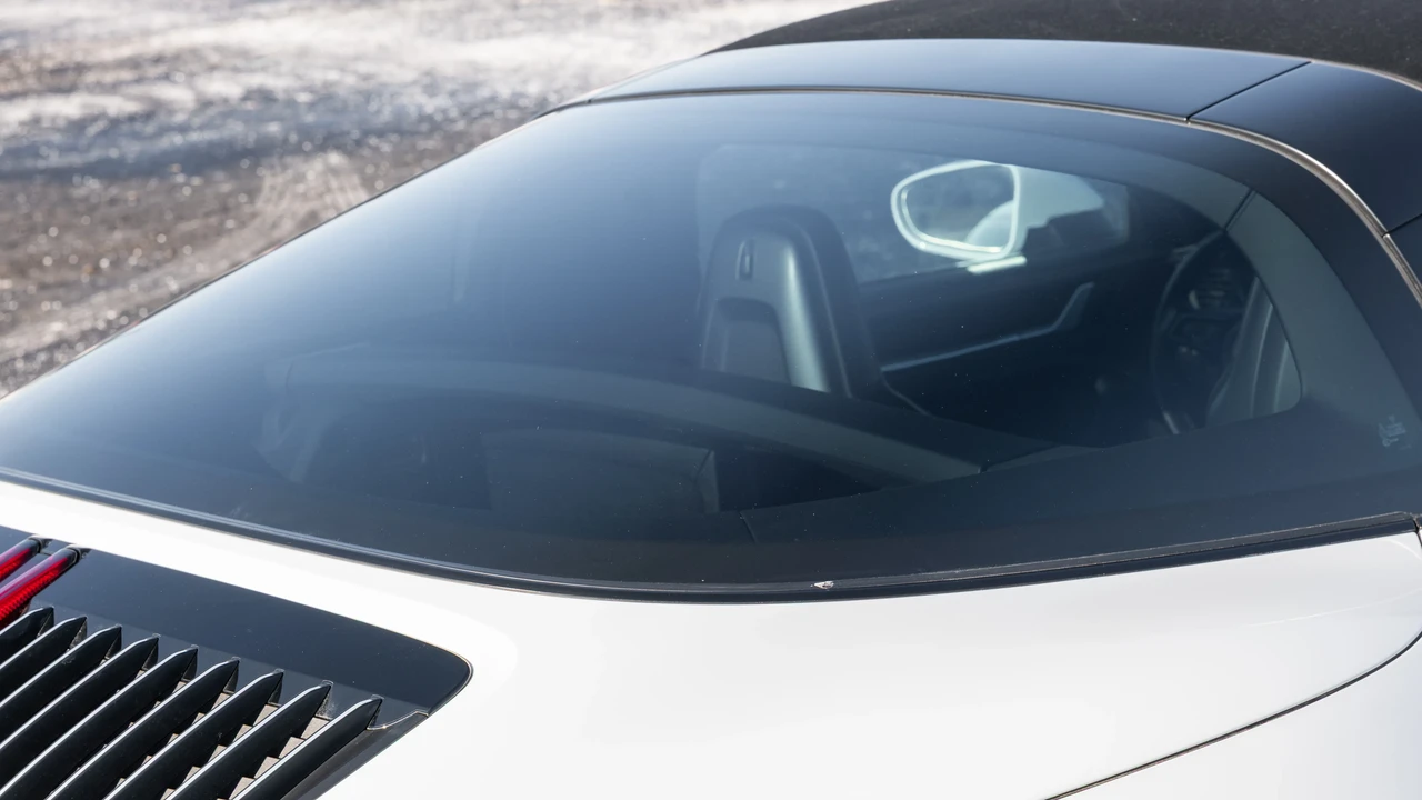 2022 Porsche 992 Targa 4 & 4S - Image 31 of 31