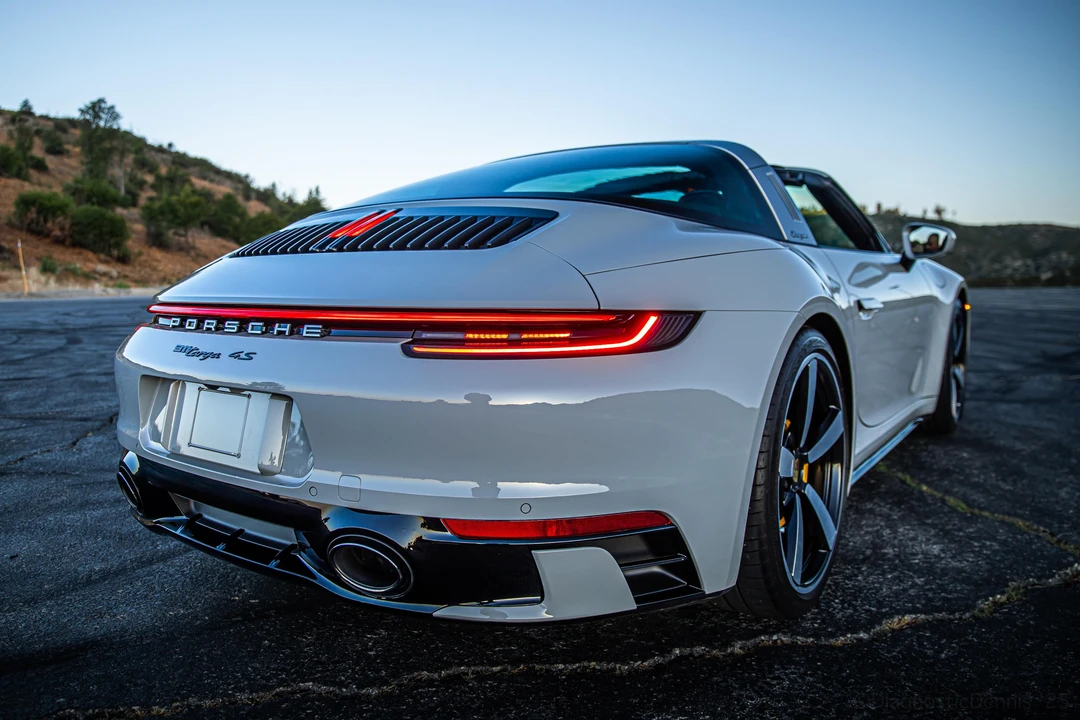 2022 Porsche 992 Carrera S - Image 24 of 31