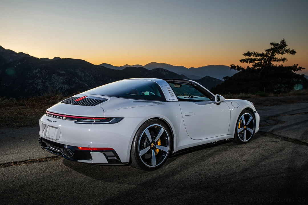 2022 Porsche 992 Carrera S - Image 28 of 31