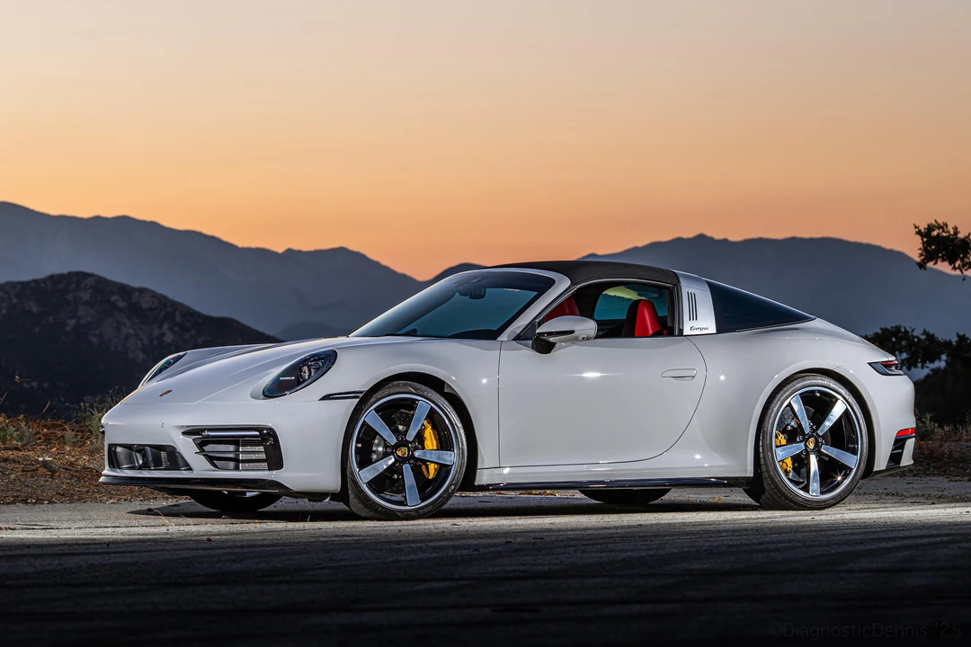 2022 Porsche 992 Carrera S - Image 17 of 31