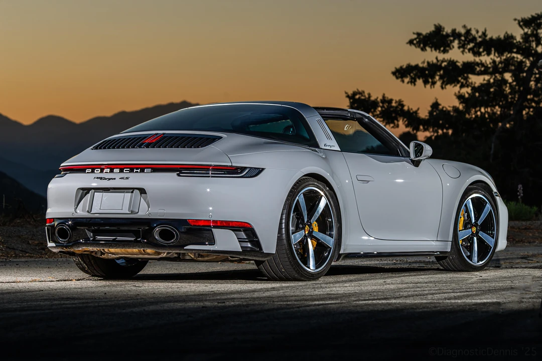 2022 Porsche 992 Carrera S - Image 27 of 31