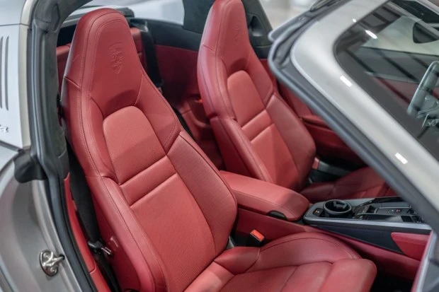 2022 Porsche 992 Targa 4 & 4S - Image 4 of 8