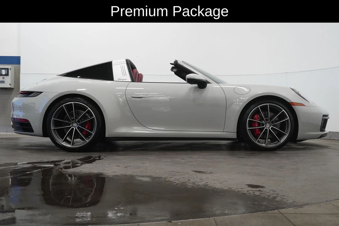 2022 Porsche 992 Targa 4 & 4S - Image 4 of 12