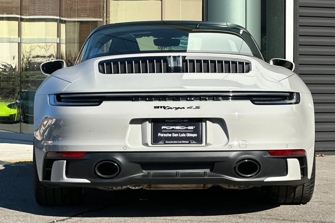 2022 Porsche 992 Targa 4 & 4S - Image 7 of 21