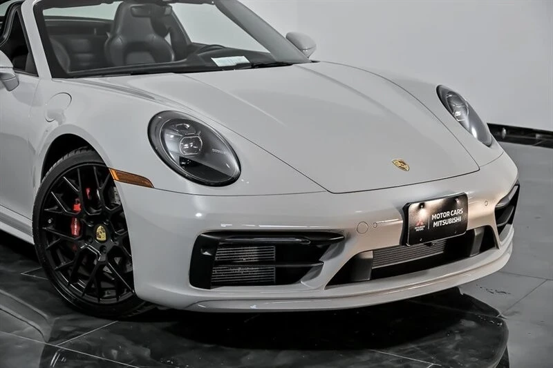 2022 Porsche 992 Targa 4 & 4S - Image 2 of 21