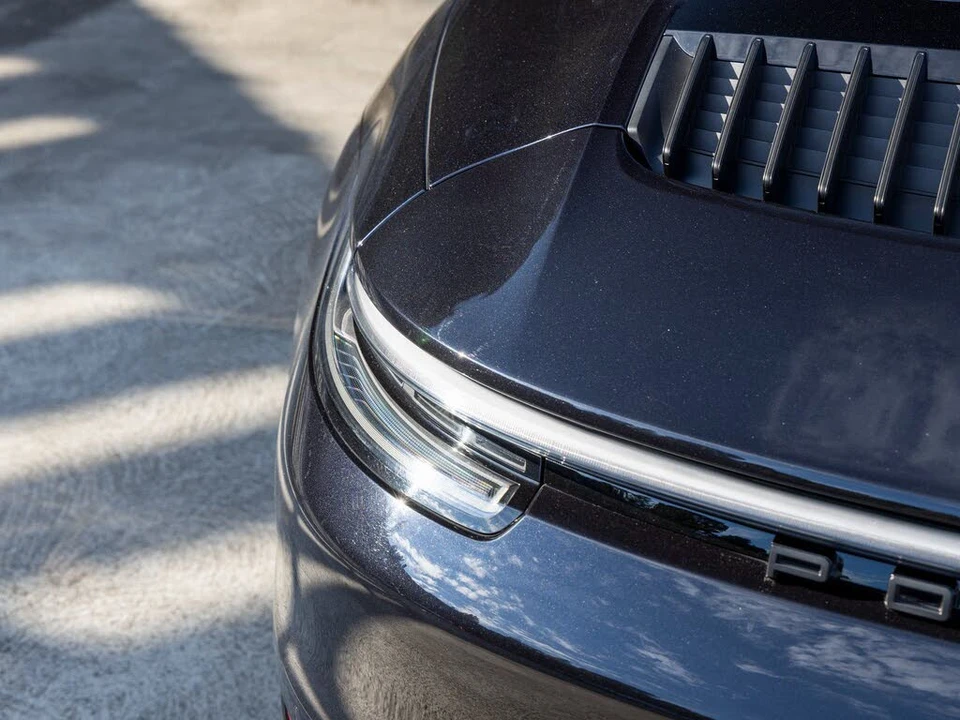 2022 Porsche 992 Targa 4 & 4S - Image 19 of 31