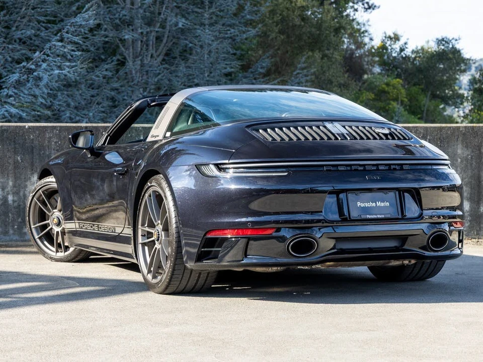2022 Porsche 992 Targa 4 & 4S - Image 3 of 31