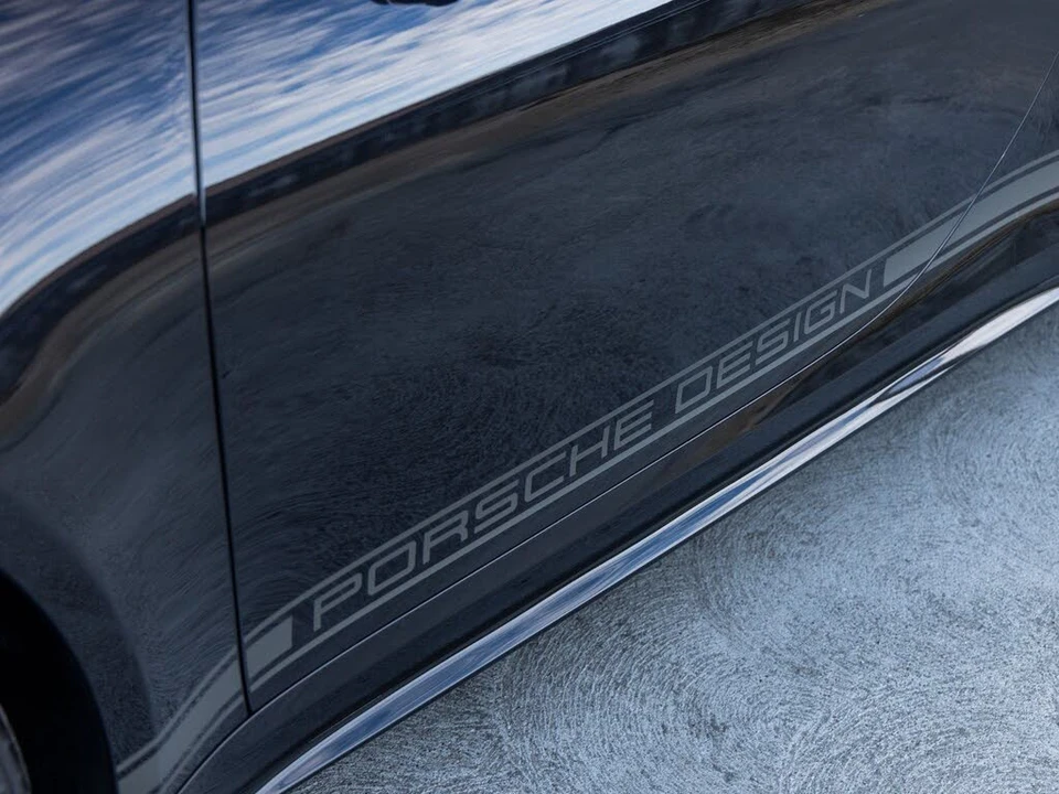 2022 Porsche 992 Targa 4 & 4S - Image 18 of 31