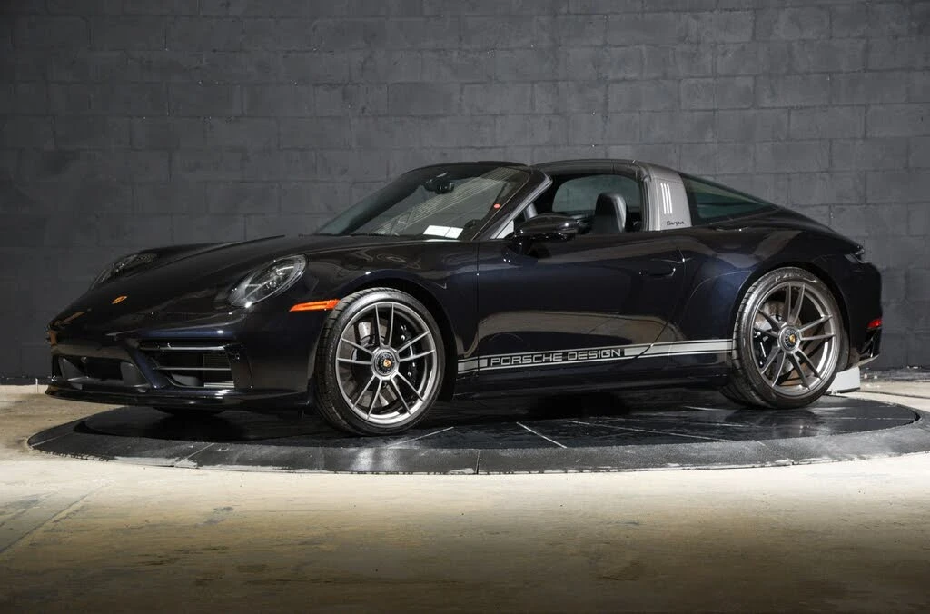 2022 Porsche 992 Targa 4 & 4S - Image 10 of 31