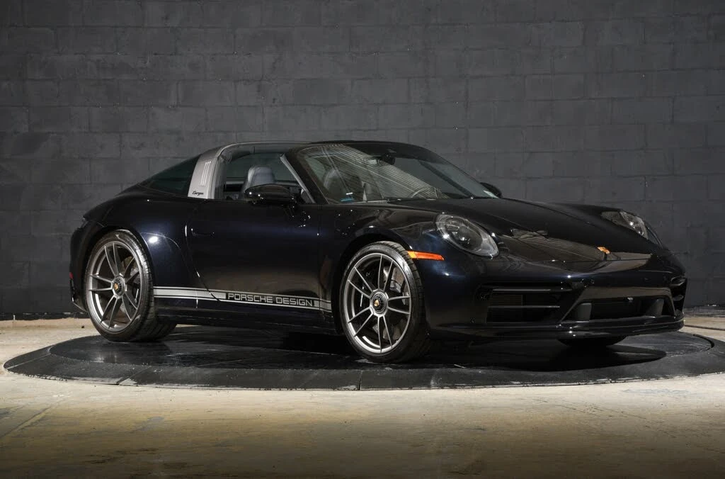 2022 Porsche 992 Targa 4 & 4S - Image 2 of 31
